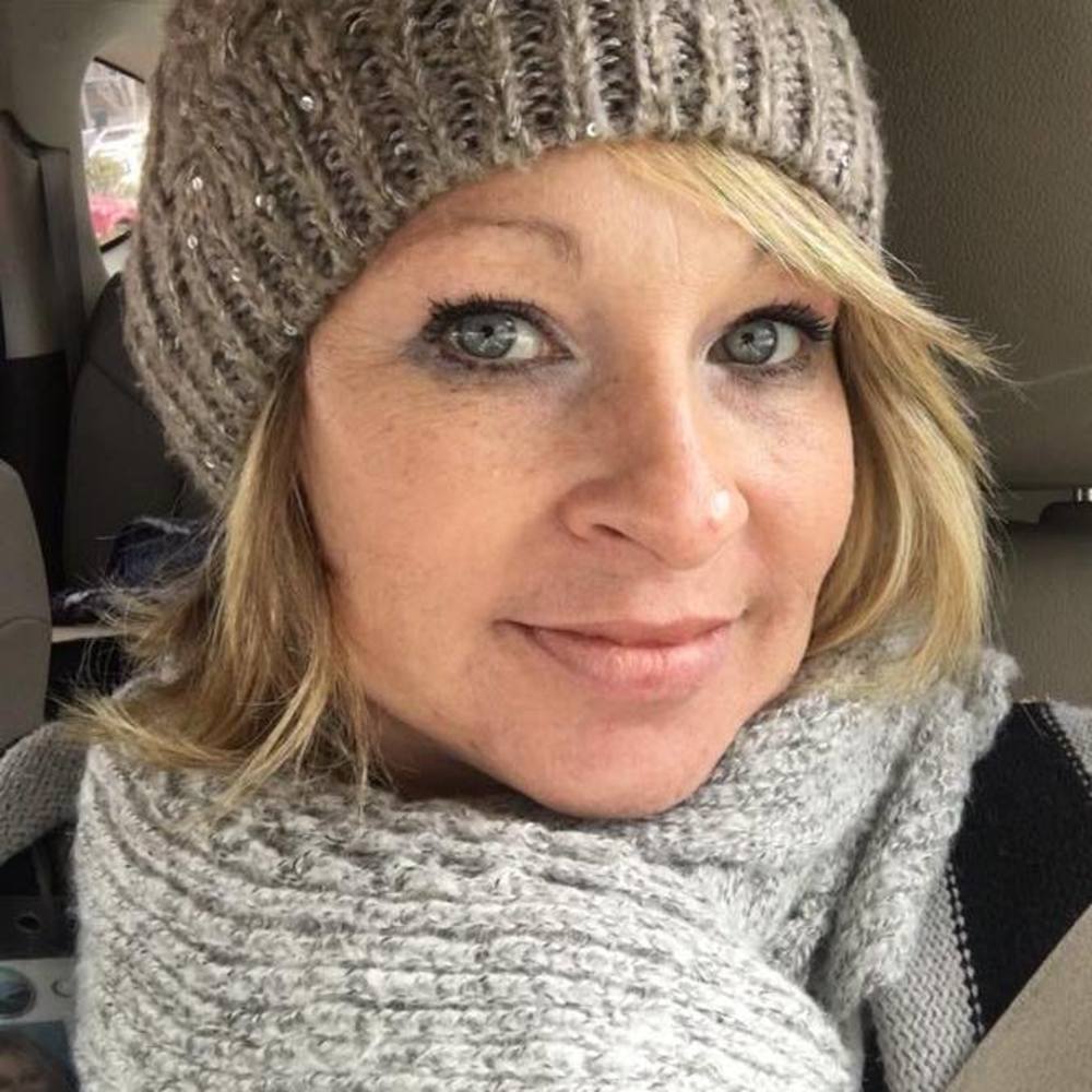Meet your Posher, Gena